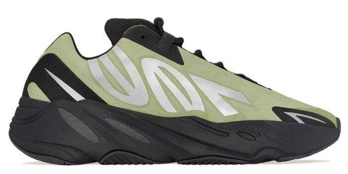 Yeezy Boost 700 MNVN Resin Will Drop on February 2022