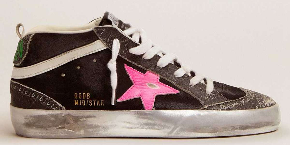 Golden Goose Sneakers Sale notes to Vogue