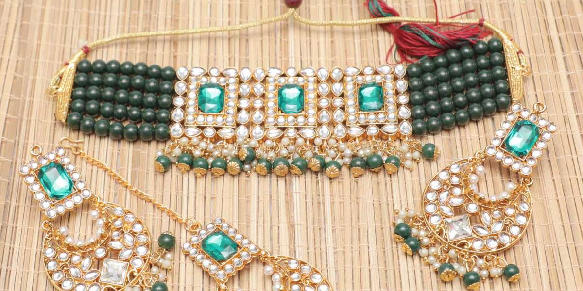 Kundan Precious Jewelry Leads To Magnificence as well as Elegance