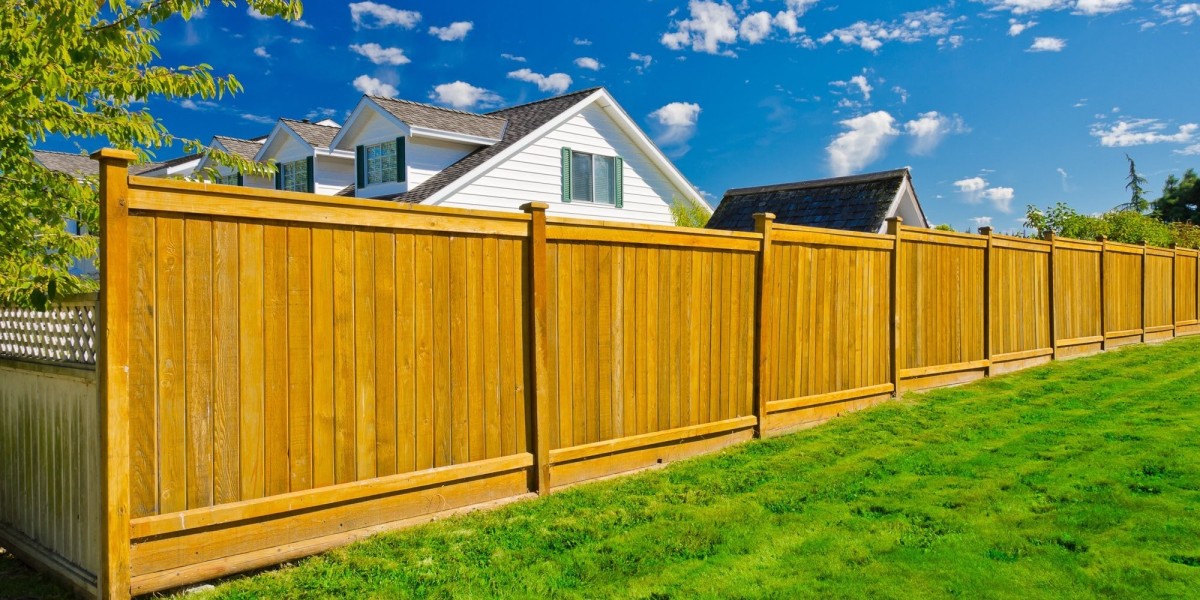 Enhancing Your Omaha Property: A Comprehensive Guide to Wood and Vinyl Fencing