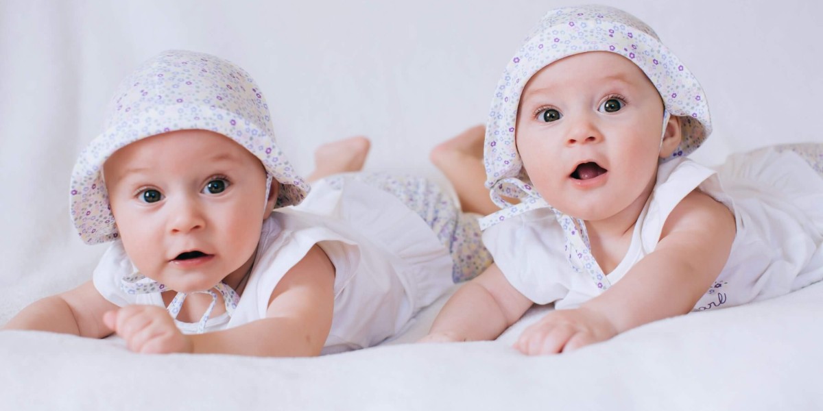 Adorable Newborn Twin Outfits for Boy and Girl Twins